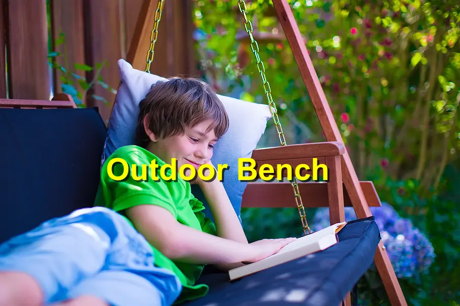 Tailored Comfort: Choosing the Right Outdoor Bench for Your Space